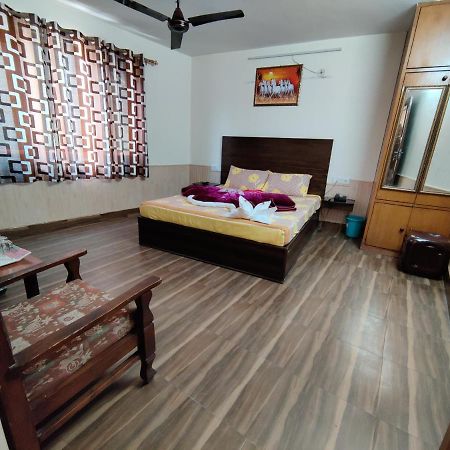 Hotel Alankar Manāli Kültér fotó
